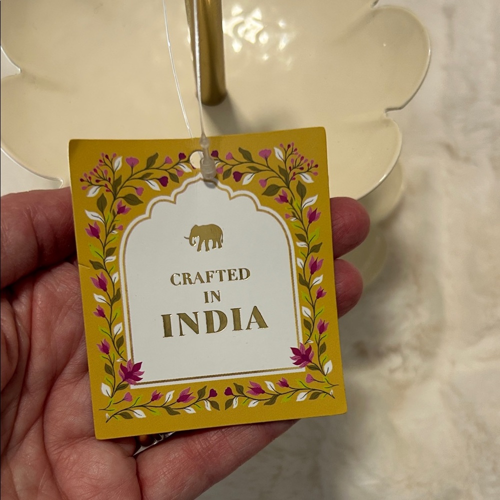 SET Champagne Toast Body Scrub & Cream Gucci Block Paris Heart Dish India Shelf - Picture 9 of 16